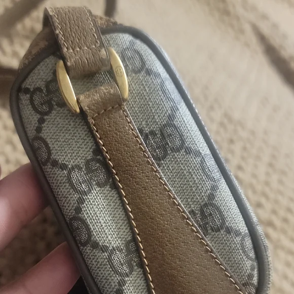 Gucci Beige and Brown Crossbody Bag - Picture 3 of 11